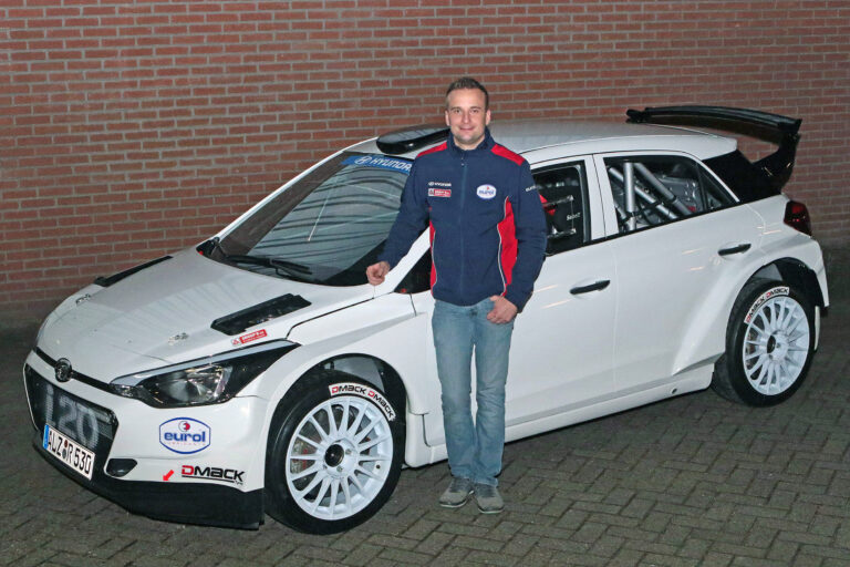 Hyundai - Bob de Jong debuteert in de Twente Rally met zijn Hyundai i20 in R5 uitvoering 171015